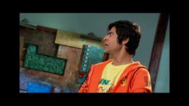 The Buddy Project S04 E11 Ranveer comforts Kiya The Buddy Project S04 E11 Ranveer comforts Kiya