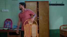 Karthika Deepam S02 E298 Kaveri Bothers Sridhar