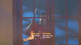 Megha Barsenge S01 E208 Manoj saves Megha from fire