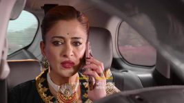 Parineeti (Colors tv) S01 E1050 Parvati fights to save the property