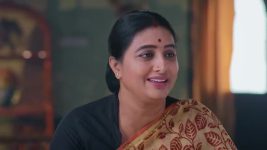 Karthika Deepam S02 E301 Karthik's Playful Tricks