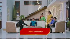 Karthika Deepam S02 E302 Shivanarayana's Firm Call