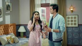 Pocket Mein Aasman S01 E53 Narayani Locks Herself in a Room