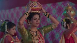 Premachi Gosht S01 E501 Mukta's Special Holi Look