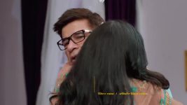 Ram Bhavan S01 E34 Gayatri's sinister plan