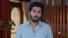 Karthika Deepam S02 E332 A Bad News for Shivanarayana