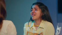 Mangal Lakshmi S01 E401 Mangal Leaves but Radha Manages to Stay