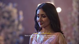 Parineeti (Colors tv) S01 E1080 Pari Catches Prithvi