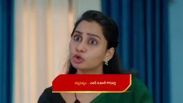 Yeto Vellipoyindhi Manasu S01 E382 Srilatha Regrets Her Actions