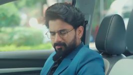 Lagnanantar Hoilach Prem S01 E104 Kavya's Clash over Wedding Photo