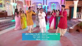 Dui Shalik (Star Jalsha) S01 E209 Jhilik to Be a Mother