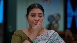 Karthika Deepam S02 E367 A Shocker for Deepa