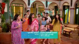 Tentul Pata (Star Jalsha) S01 E271 Jhilli Cuddles Rishi in Joy