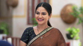 Aai Aani Baba Retire Hot Aahet S01 E155 Seema's Shocking Car Purchase