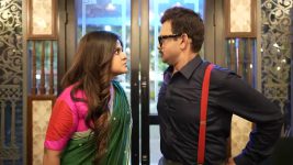Hochhe Ta Ki (Star Jalsha) S01 E02 Swatantra's Cycle Ride to the Studio