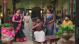 Illu Illalu Pillalu (Star Maa) S01 E164 Ramaraju, Vedawathi's Clash