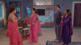Sadhi Mansa S01 E389 Meera's Strength against Adversity