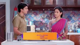 Sadhi Mansa S01 E395 Meera Navigates Satyajeet's Change