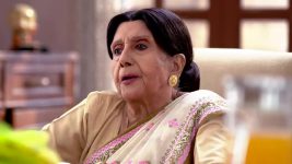 Chirosakha (Star Jalsha) S01 E131 Mithi Beats Them All!