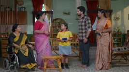 Karthika Deepam S02 E385 Anasuya, Kanchana in Joy
