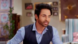 Kon Hotis Tu Kay Zalis Tu S01 E53 Kaveri's Discreetly Helps Yash