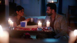 Laxmichya Paaulanni S01 E420 Kala, Advait's Coffee Date