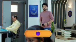 Laxmichya Paaulanni S01 E424 Kala Seeks Sayali's Help