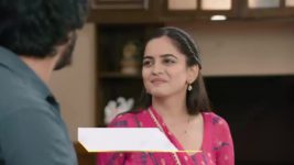 Udne Ki Aasha S01 E463 Sayali Senses Roshni's Lies