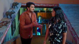 Maguva O Maguva S01 E437 Bhavathi Stirs up Sindhura