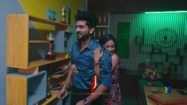 Paluke Bangaramayana S01 E591 Bobby, Kaila Are Apprehensive