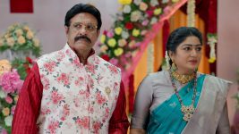 Gunde Ninda Gudi Gantalu S01 E456 Shobana's Unsuccessful Attempt