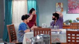 Sadhi Mansa S01 E441 Satyajeet Senses Neerupa's Plot