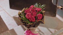 Uff Yeh Love Hai Mushkil S01 E32 Yug Snatches Kairi's Card