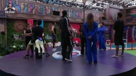 Bigg Boss (Colors tv) S19 E05 BBHin Day 04: All Eyes on Captaincy!