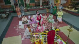 Noyantara (Colors Tv) S01 E63 Noyontara Rushes to Save Surjo