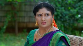 Maguva O Maguva S01 E476 Nivedha's Accidental Strike