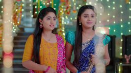Nuvvu Nenu Prema S01E82 Padmavathi Comforts Aravinda Full Episode