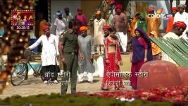 Rangrasiya S01 E15 Paro's sister-in-law refuses to recognise her