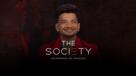 The Society (Hotstar)  Khushi ki eyebrow?