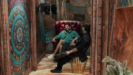 Bigg Boss (Colors tv) S19 E10 BBHin Day 09: Nominations Aur Nok-Jhok!