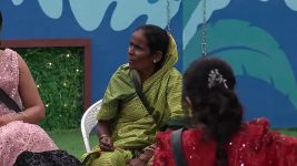 Bigg Boss Kannada S12 E02 BBKan Day 1: Early Eviction Shocker!