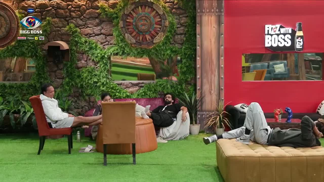 Bigg Boss S19 Hour (00 - 01) 08 Sep 2025