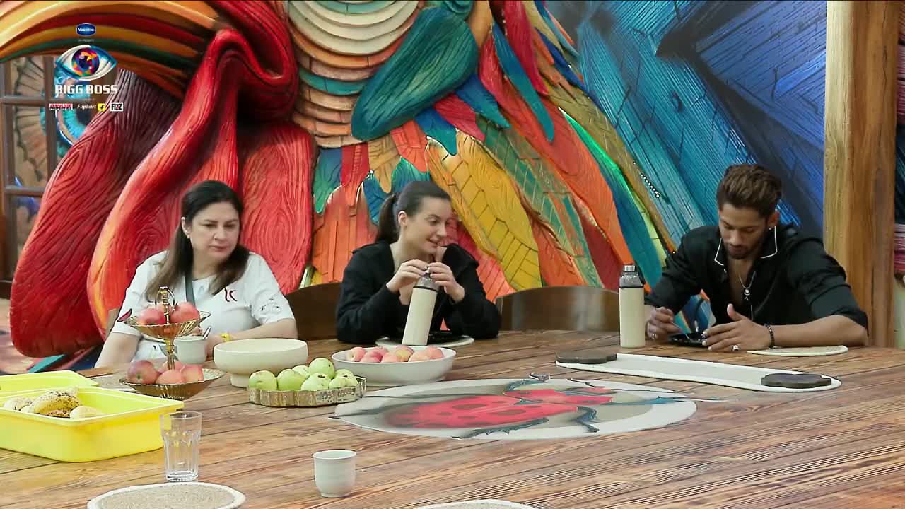 Bigg Boss S19 Hour (12 - 13) 12 Sep 2025