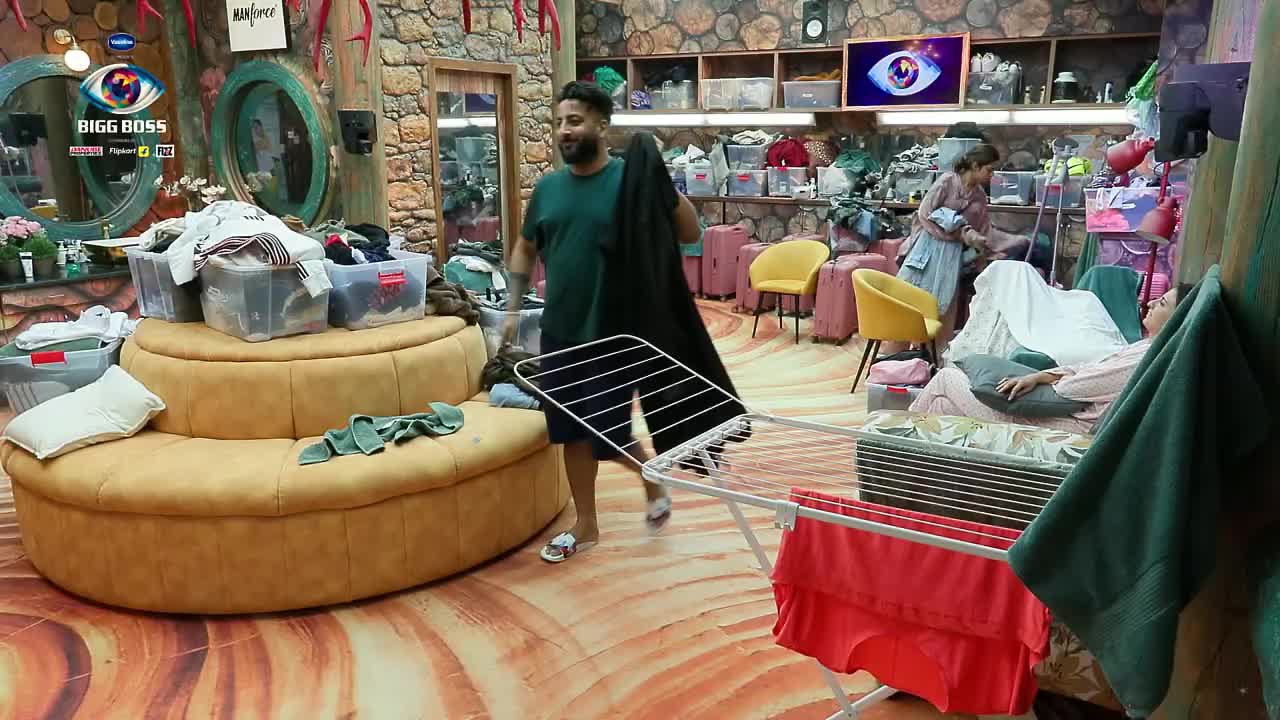 Bigg Boss S19 Hour (13 - 14) 12 Sep 2025