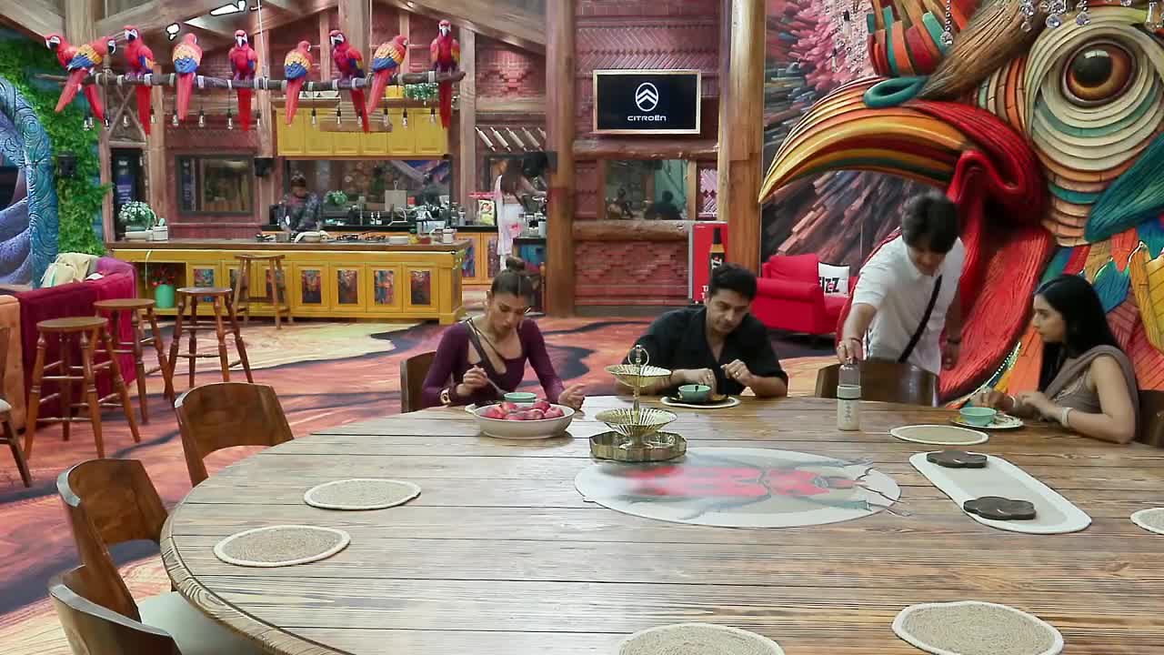 Bigg Boss S19 Hour (15 - 16) 02 Sep 2025