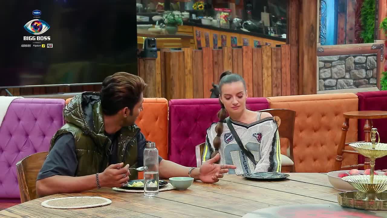 Bigg Boss S19 Hour (16 - 17) 02 Sep 2025