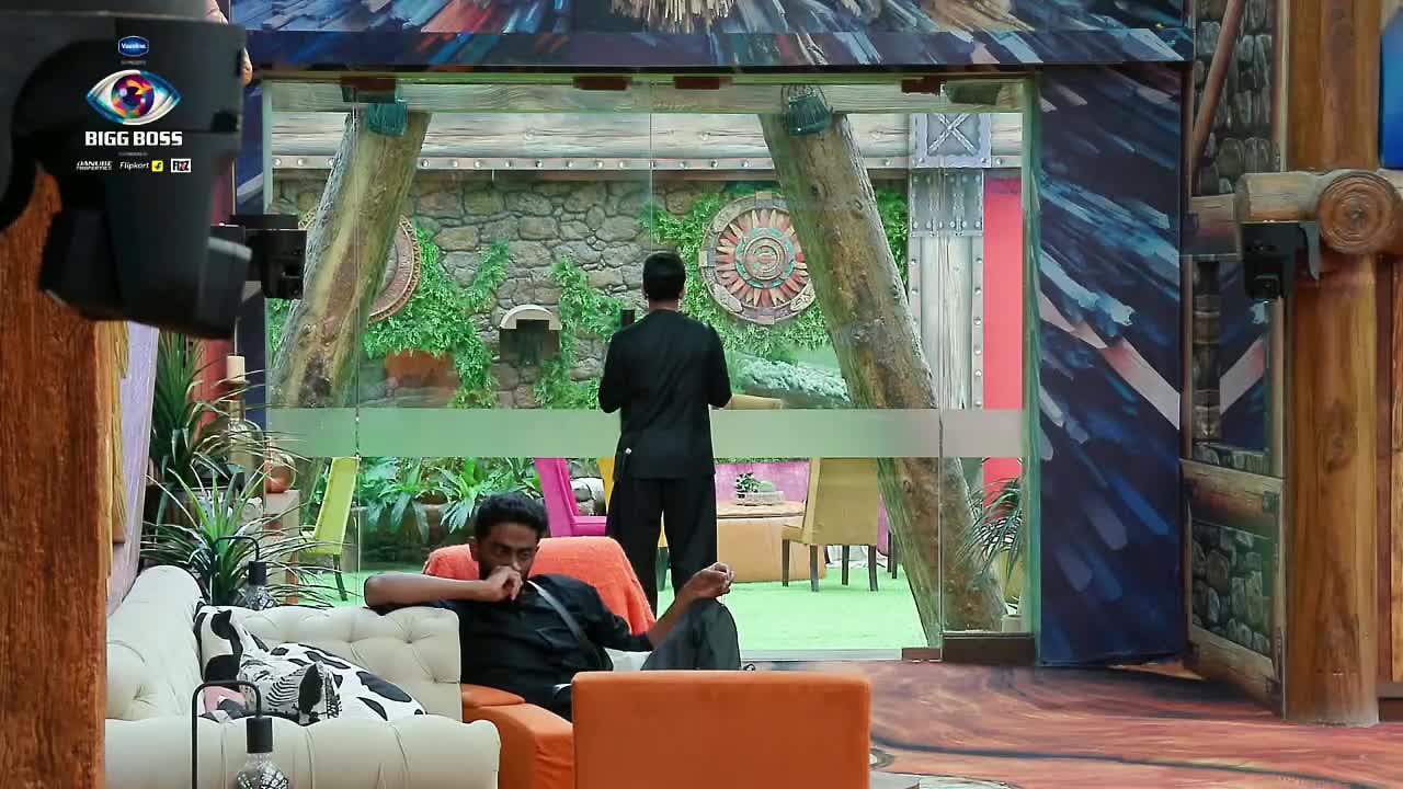 Bigg Boss S19 Hour (16 - 17) 03 Sep 2025