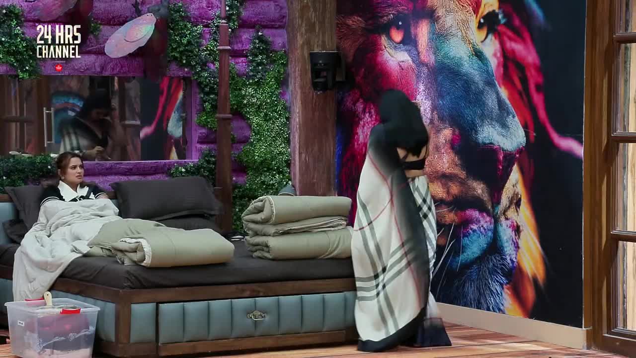 Bigg Boss S19 Hour (17 - 18) 03 Sep 2025