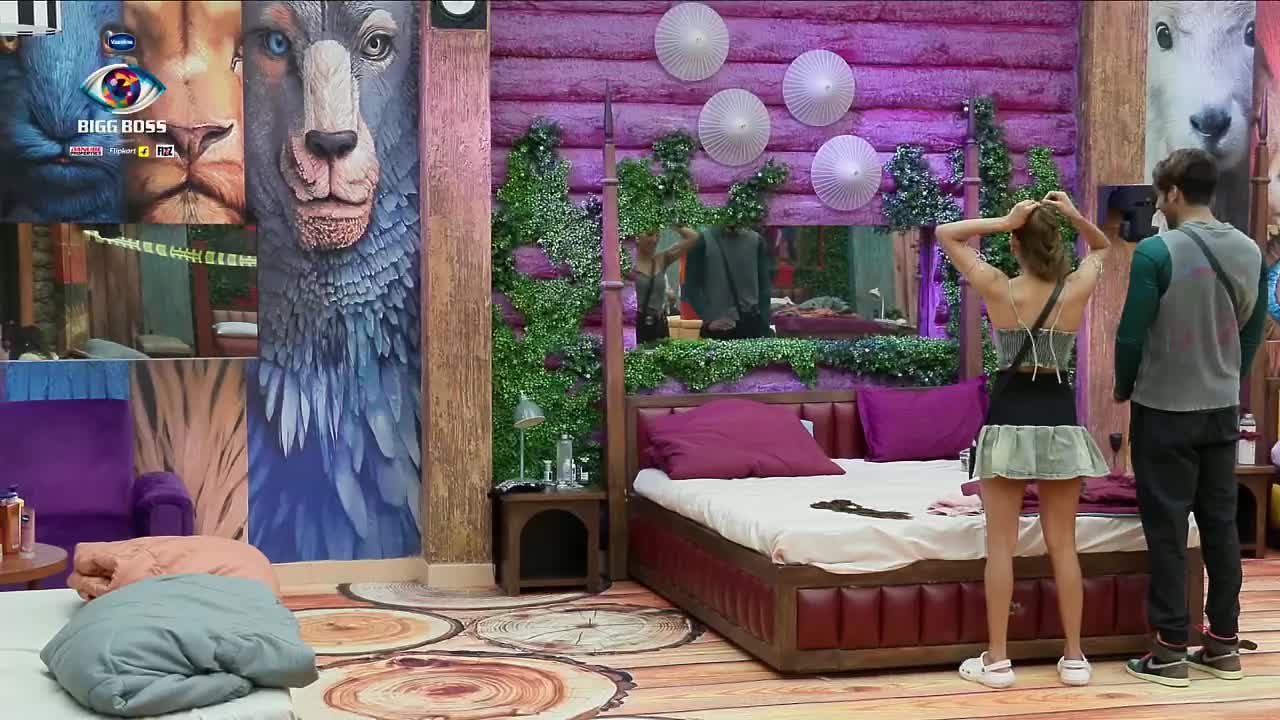 Bigg Boss S19 Hour (18 - 19) 04 Sep 2025
