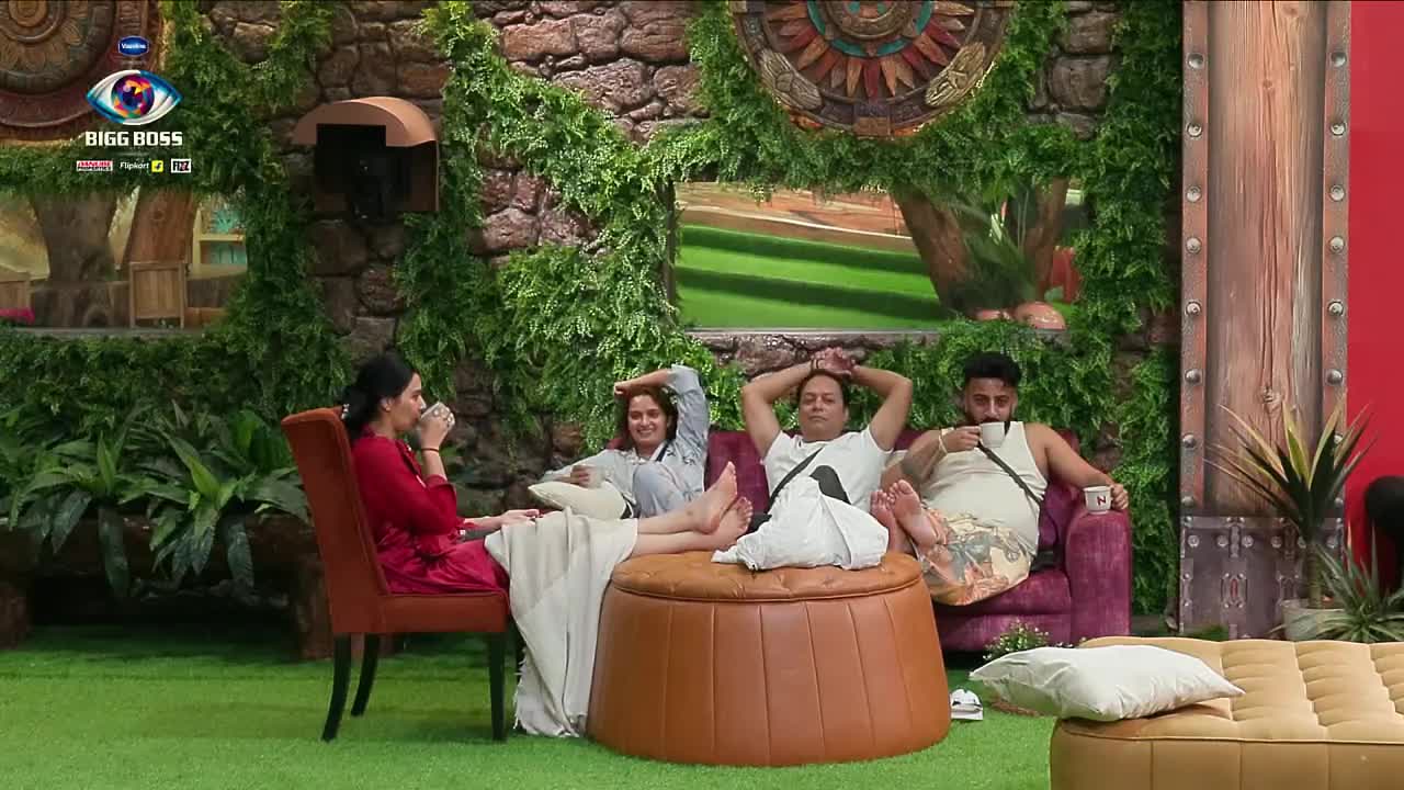 Bigg Boss S19 Hour (22 - 23) 15 Sep 2025